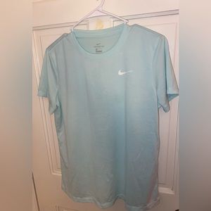 Nike dry-fit t-shirt